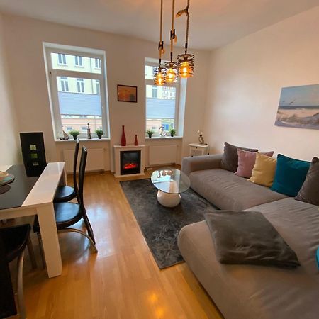 Zur Schleuse - Ferienwohnung Bis 6 Personen Mit Gem Garten Росток Екстер'єр фото