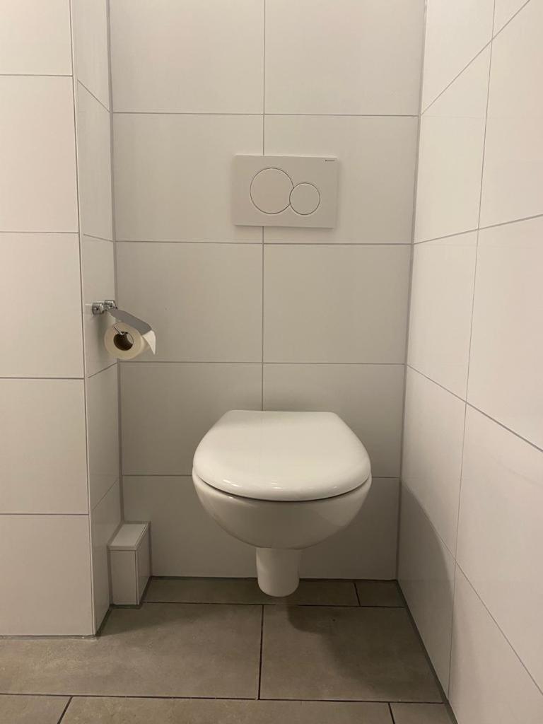 Zur Schleuse - Ferienwohnung Bis 6 Personen Mit Gem Garten Росток Екстер'єр фото
